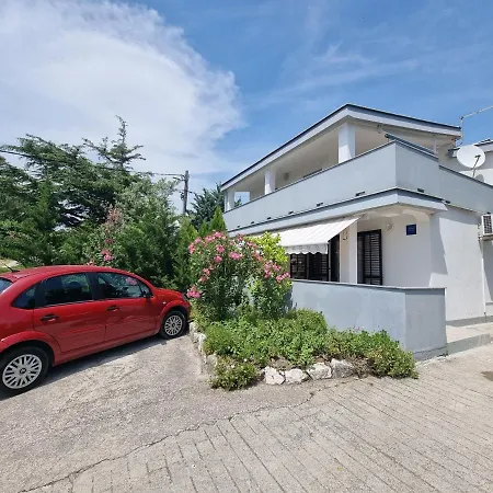With A Parking Space Palit, Rab - 21457 Apartman Palit