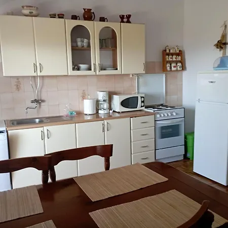 Apartment With A Parking Space Palit, Rab - 21457 Palit